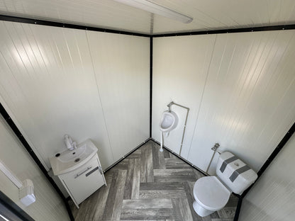 CONTENEDOR SANITARIO 2,00 x 2,00 M CON INODORO Y URINARIO