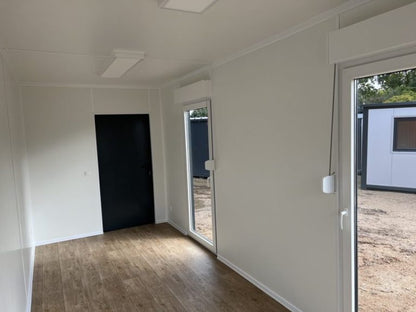 Contenedor de oficina estándar 6,00 x 2,43 m