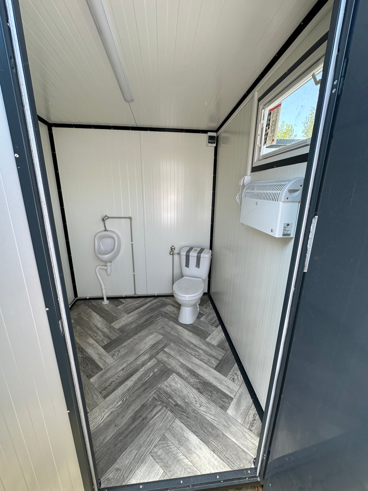 CONTENEDOR SANITARIO 2,00 x 2,00 M CON INODORO Y URINARIO